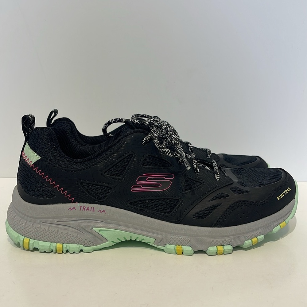 Skechers Hillcrest Trail Sneakers Pure Escapade Black Outdoor Shoes Women’s 7.5
